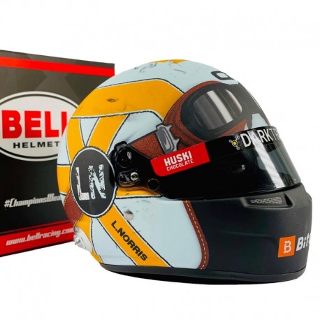 F1 VR46 Valentino Rossi - Casco mini escala 1:2 2022 GT World Challenge  Eurpoe Bell : : Hogar y cocina